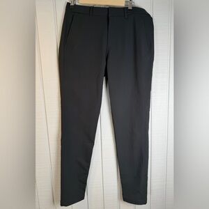 Lululemon Men’s Dark Gray Pant size 33 x 32